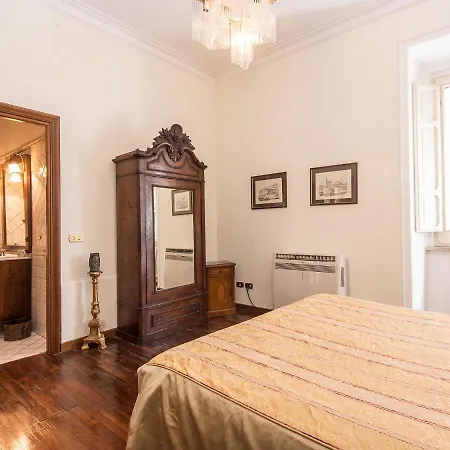 Spanish Steps Location By Interhome Апартаменты *